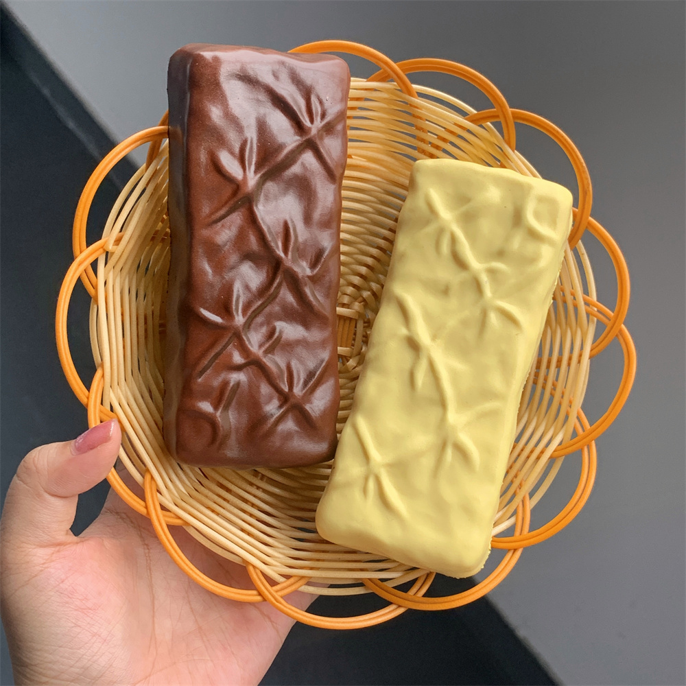 Vape Decoration - Grote Snickers Model Simulatie Van Kunstmatige